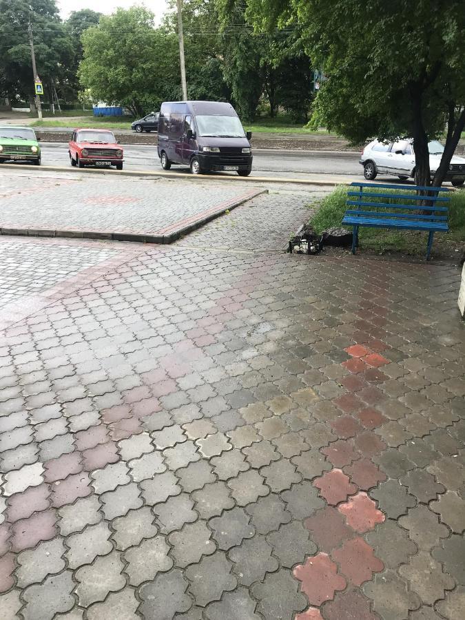 Чудова Квартирка В Кам'Янці -Подільському 카미야네치포딜시키 외부 사진